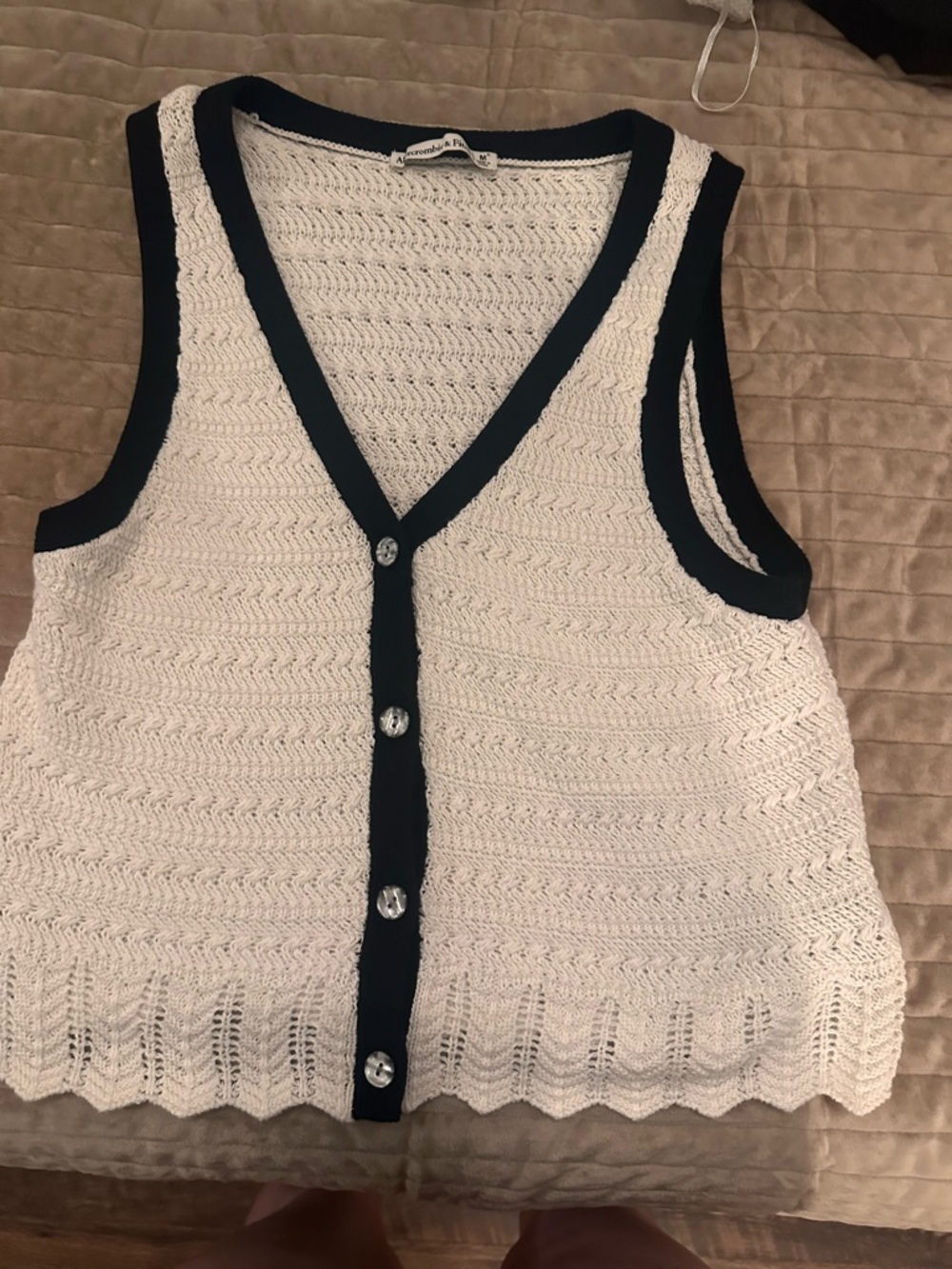 Abercrombie & Fitch Cream Knit Vest with Black Trim